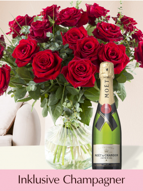 Roter Rosenstrauß mit Champagner
