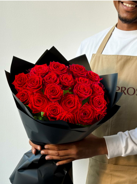 Schwarzes Papier f&uuml;r deine Rosenstrau&szlig;